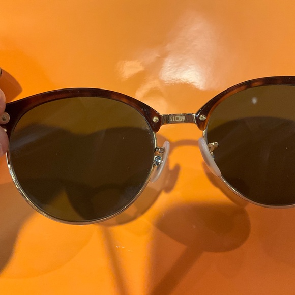 Ray-Ban Clubround Green Lens Tortoise Gold Frame Unisex Sunglasses RB4246 990 51 - Picture 11 of 12